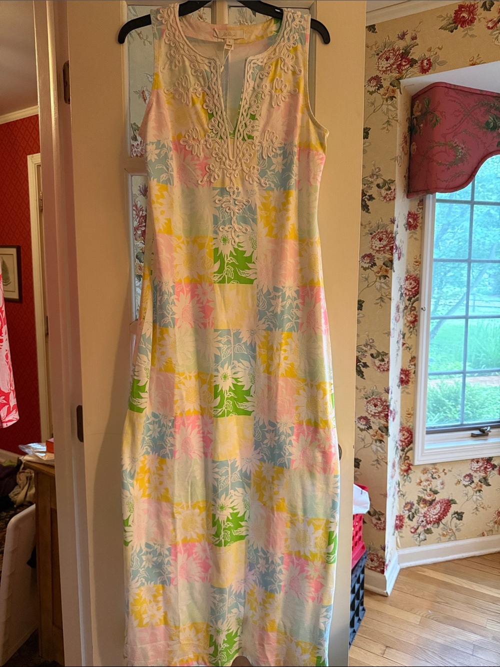 Sleeveless Pastel Floral Patchwork Maxi Dress - White/Pastel
